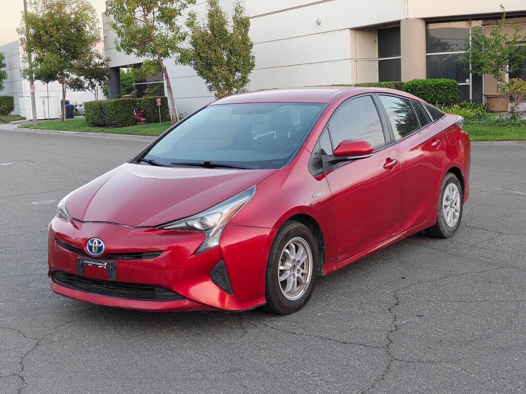 2016 TOYOTA PRIUS