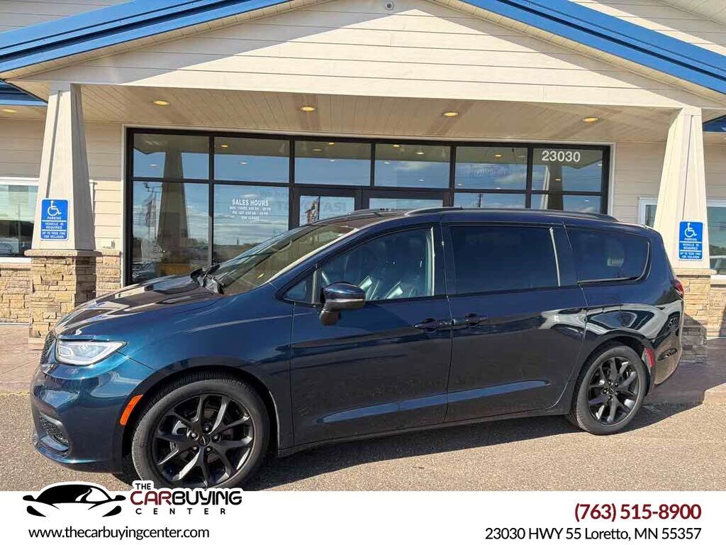 2023 CHRYSLER Pacifica