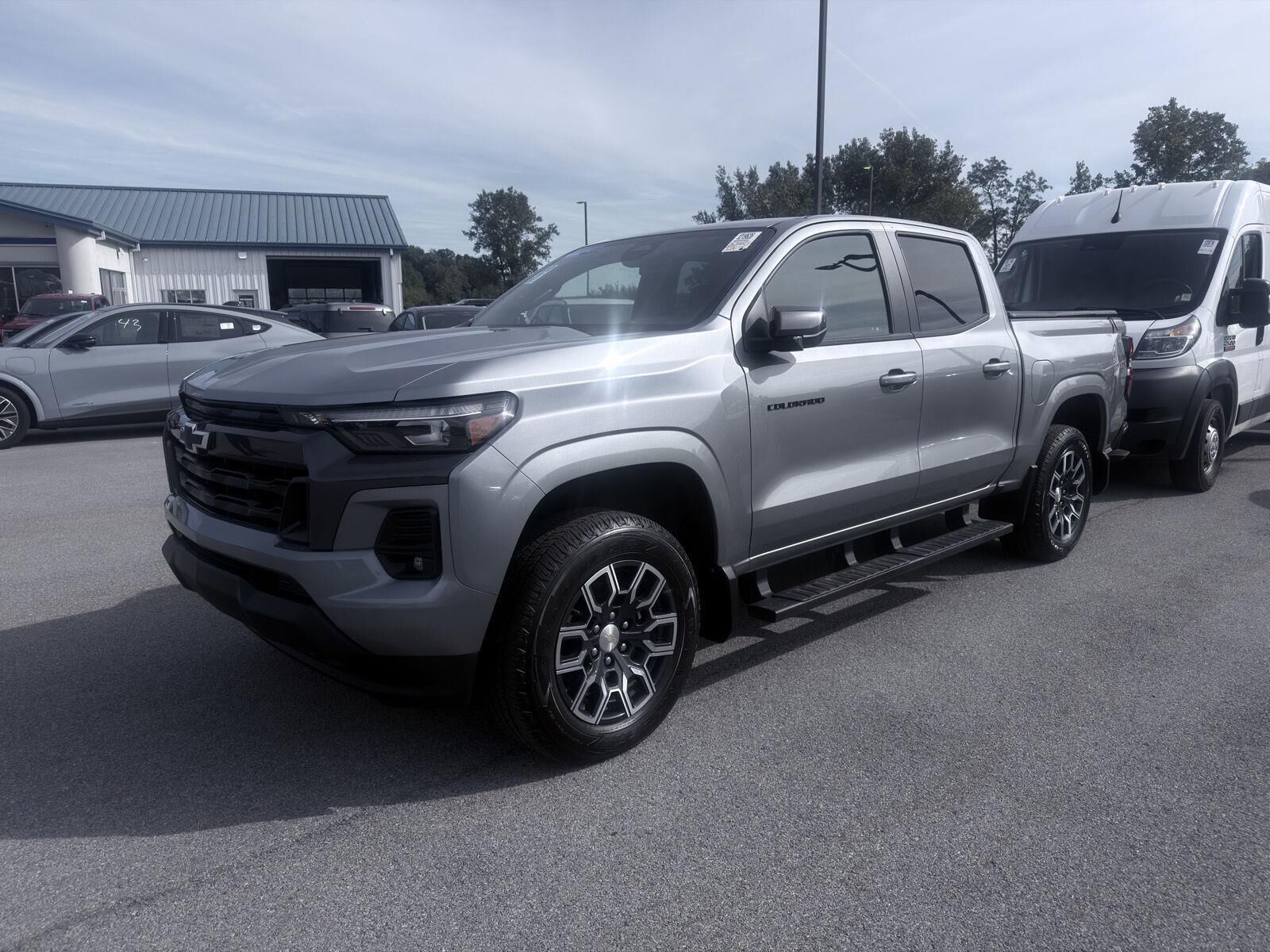 2024 CHEVROLET Colorado