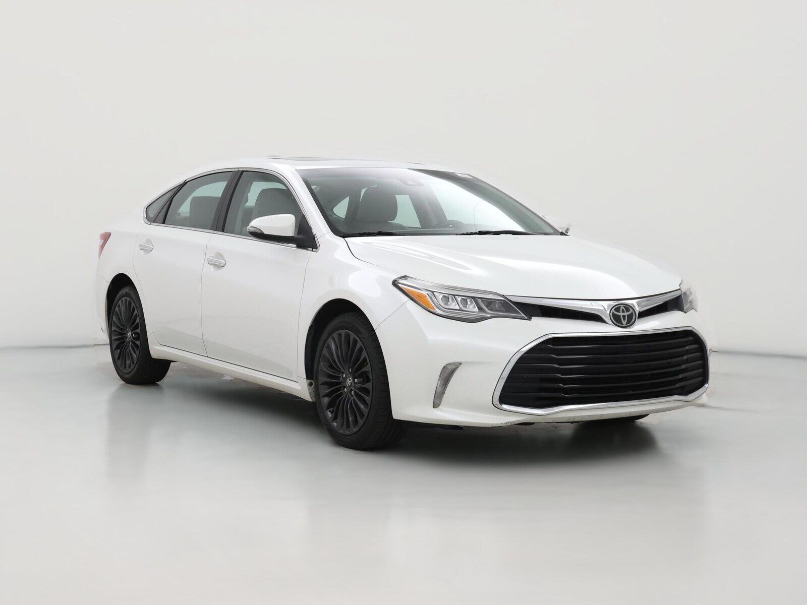 2018 TOYOTA Avalon