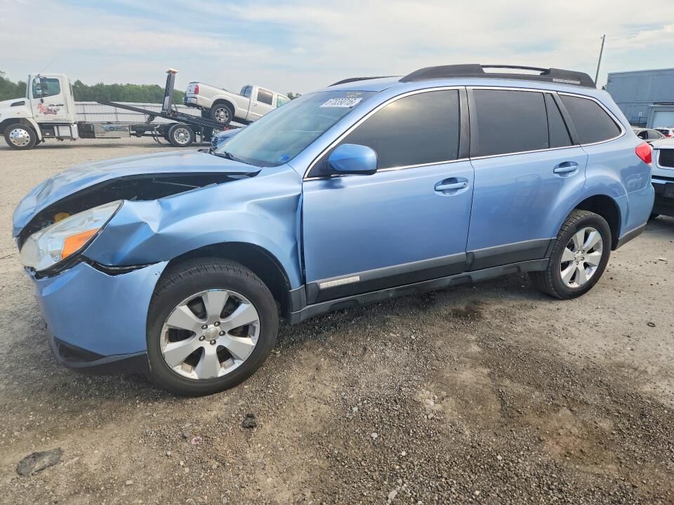 2011 SUBARU Outback