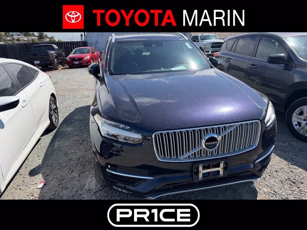 2016 VOLVO XC90