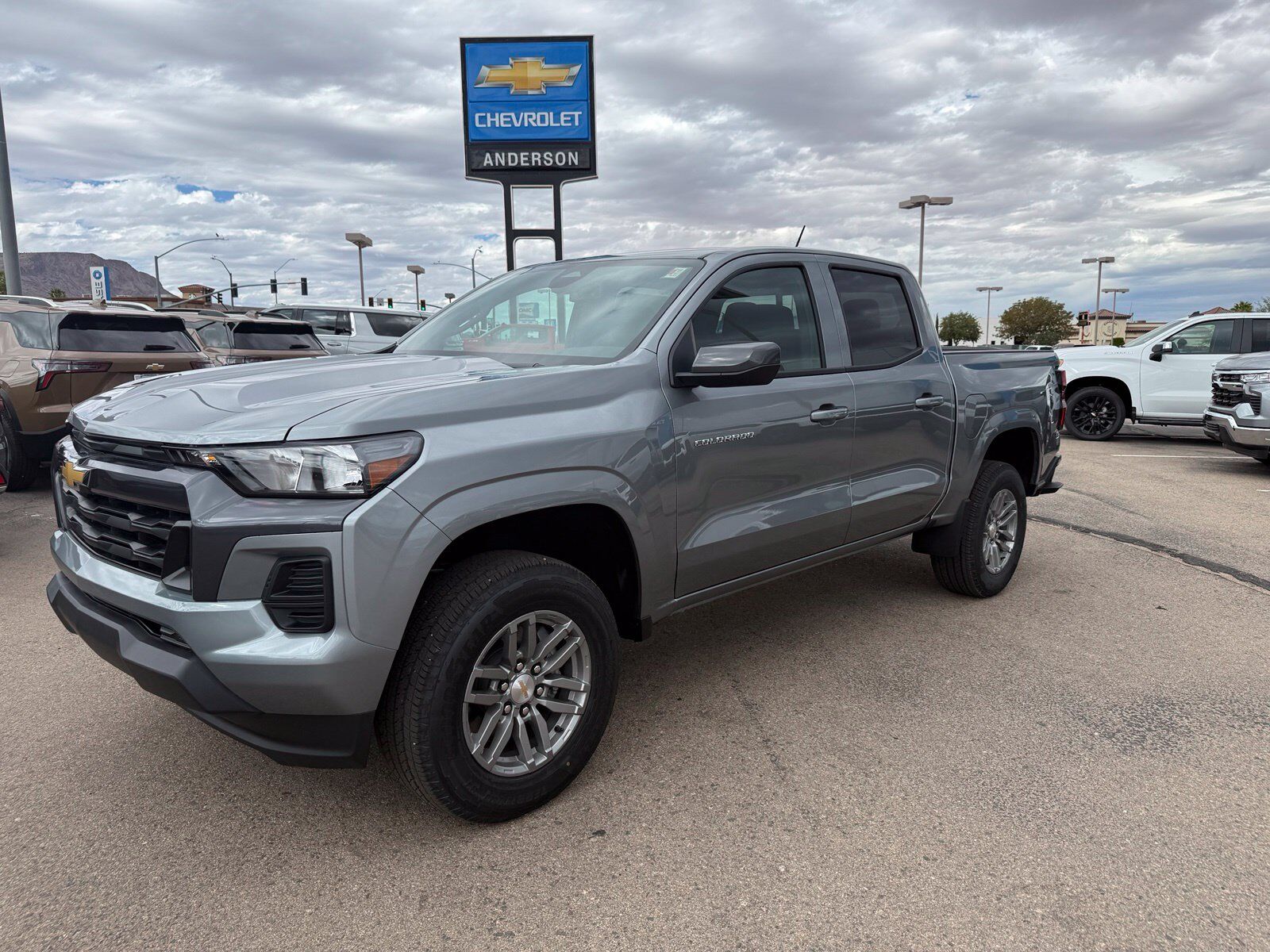 2026 CHEVROLET Colorado