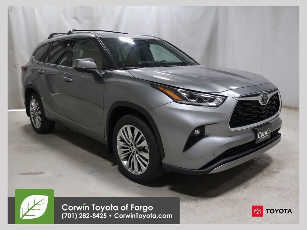 2026 TOYOTA Highlander