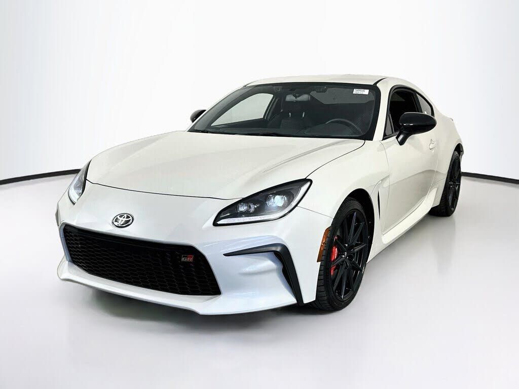 2026 TOYOTA GR86