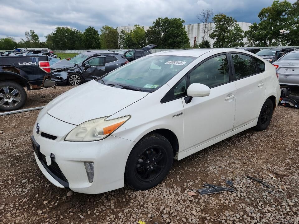 2013 TOYOTA PRIUS