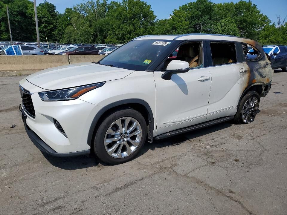 2021 TOYOTA Highlander