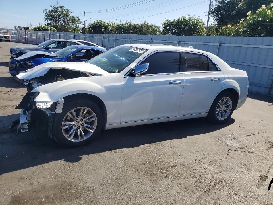2016 CHRYSLER 300