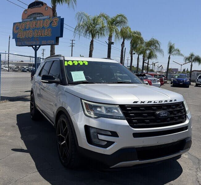 2016 FORD Explorer