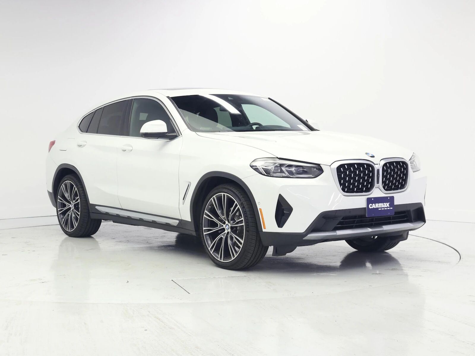 2022 BMW X4