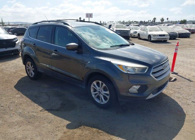 2018 FORD Escape