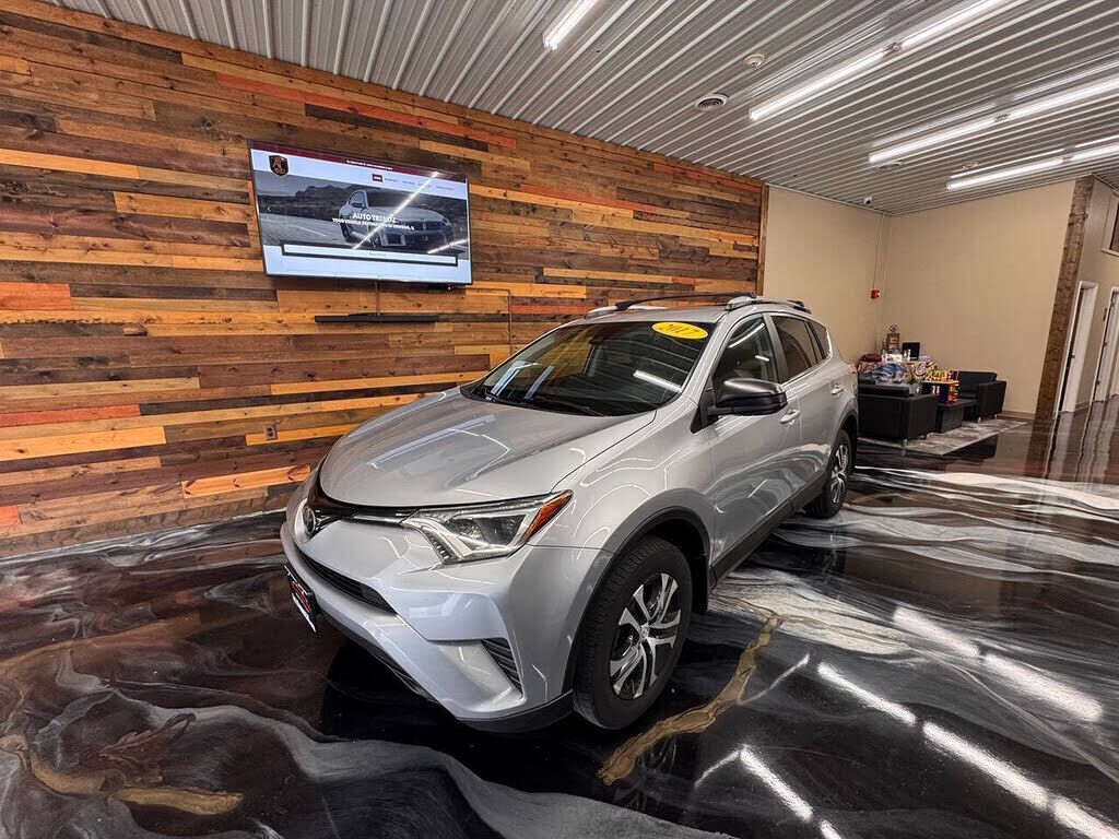 2017 TOYOTA RAV4