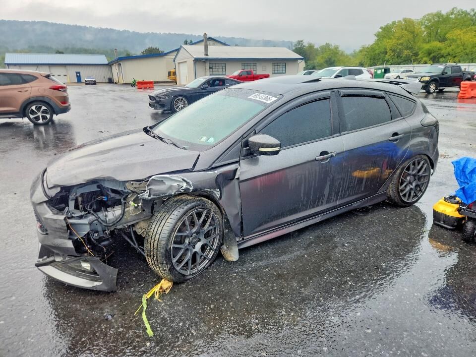 2015 FORD Focus