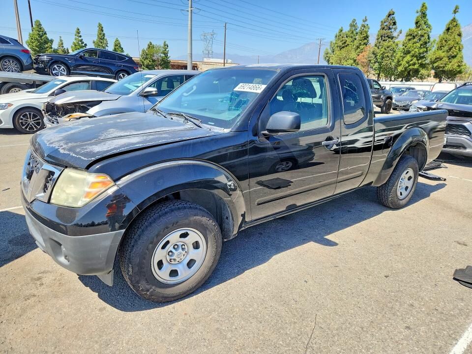 2015 NISSAN Frontier