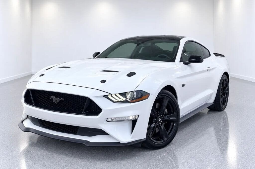 2021 FORD Mustang