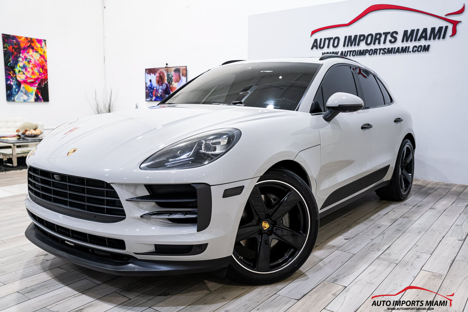 2019 PORSCHE Macan