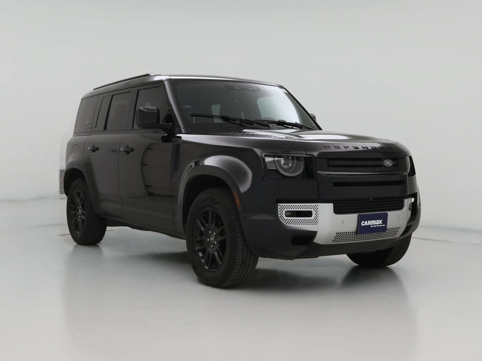 2024 LAND ROVER Defender