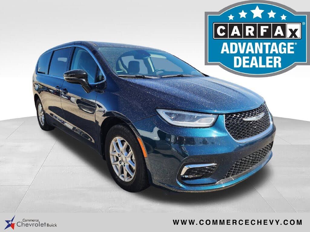 2024 CHRYSLER Pacifica