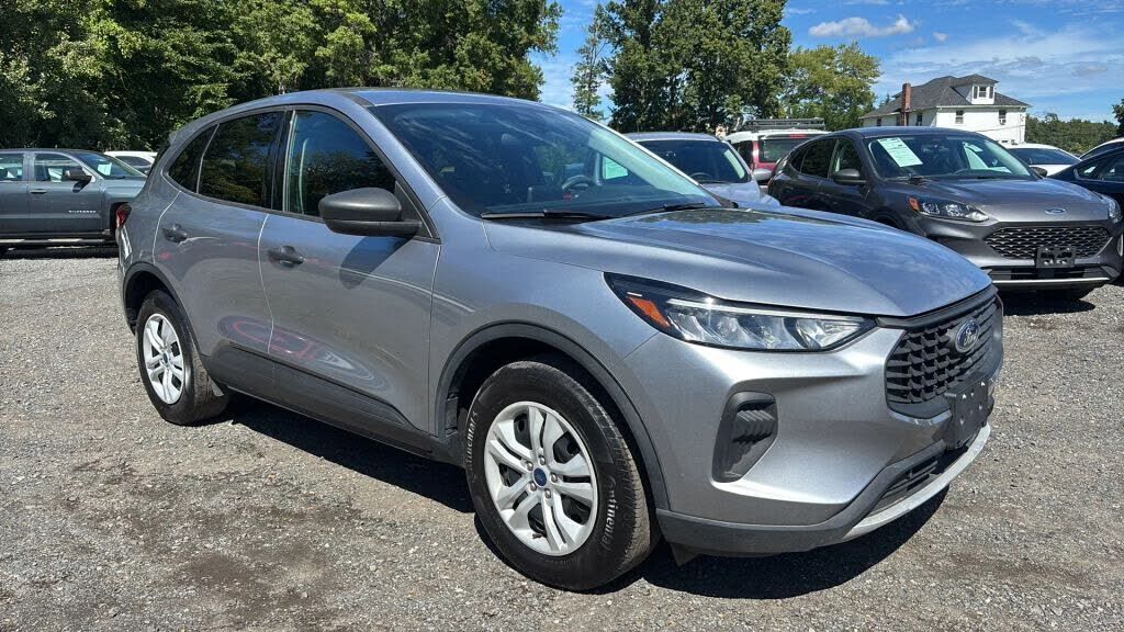 2023 FORD Escape