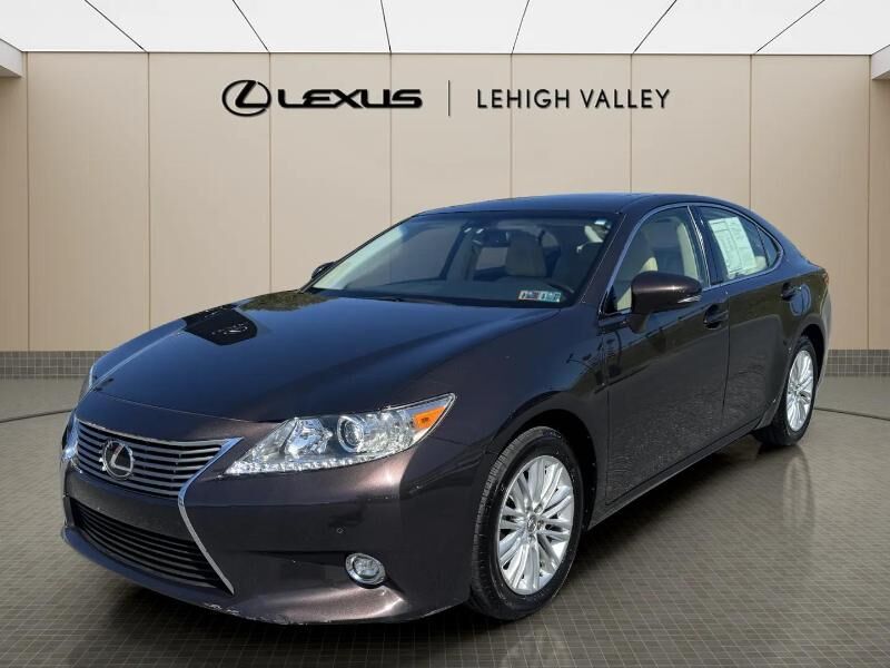 2014 LEXUS ES