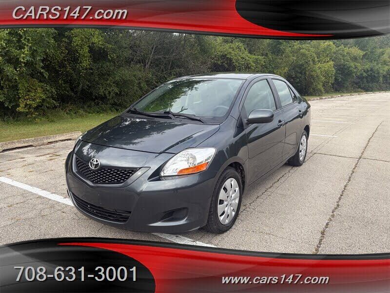 2011 TOYOTA Yaris