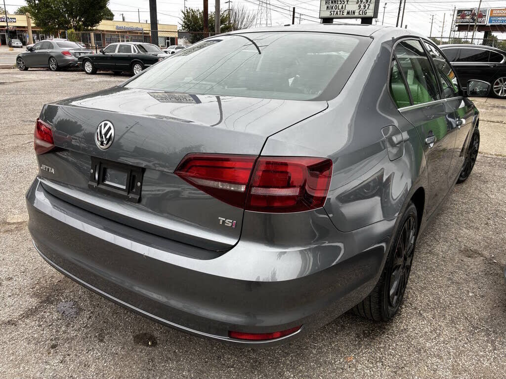 2017 VOLKSWAGEN Jetta