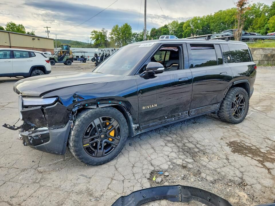 2023 RIVIAN R1S