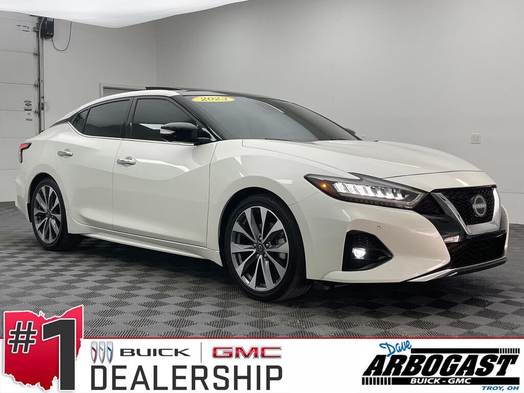 2023 NISSAN Maxima