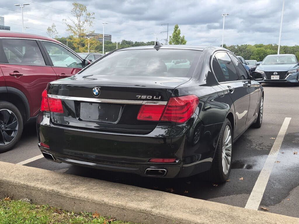 2010 BMW 750Lxi