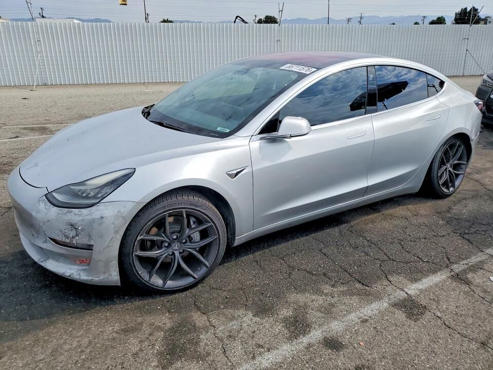 2018 TESLA Model 3