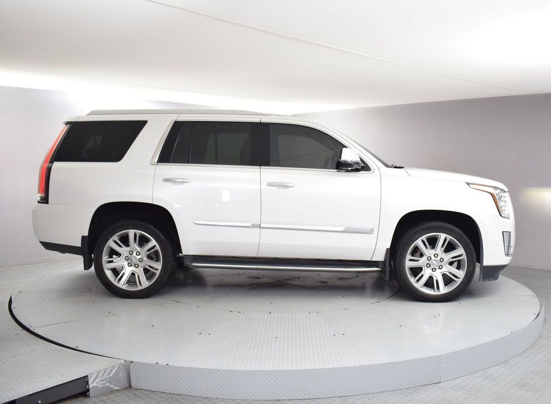 2018 CADILLAC Escalade
