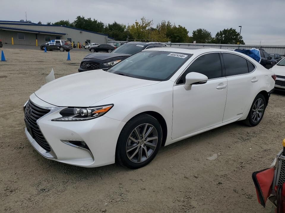 2016 LEXUS ES