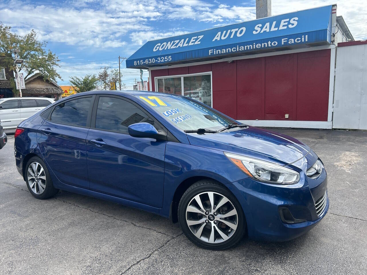 2017 HYUNDAI Accent