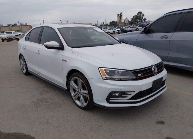 2016 VOLKSWAGEN Jetta