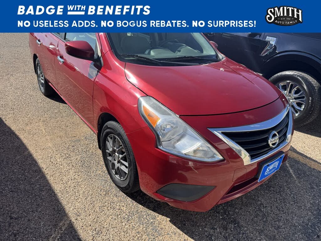 2015 NISSAN Versa