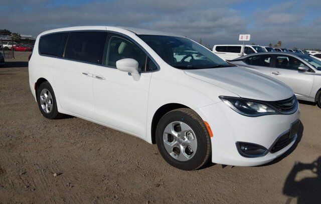 2019 CHRYSLER Pacifica