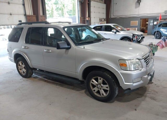 2010 FORD Explorer