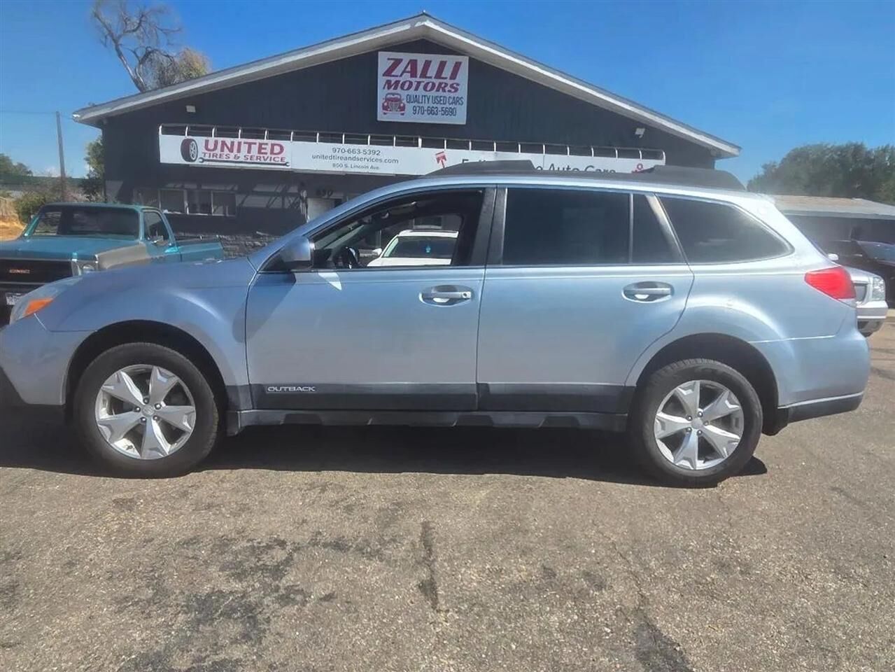 2014 SUBARU Outback