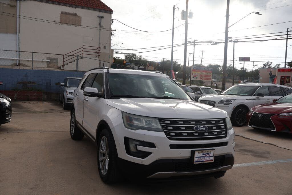 2016 FORD Explorer
