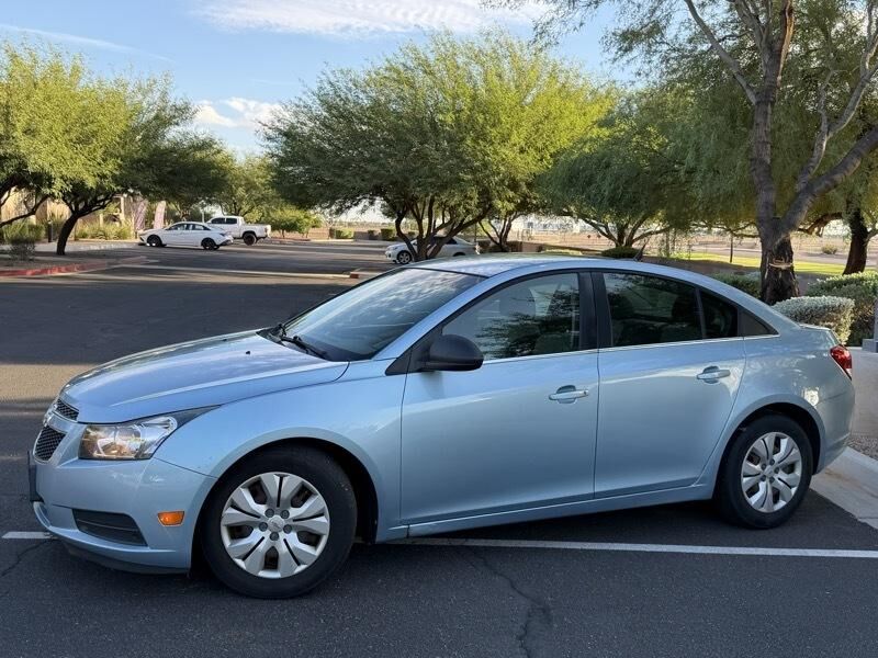2012 CHEVROLET Cruze