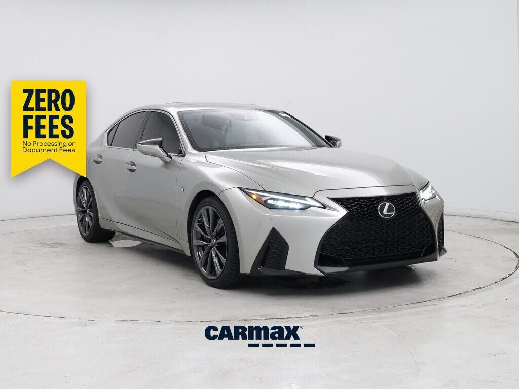 2022 LEXUS IS