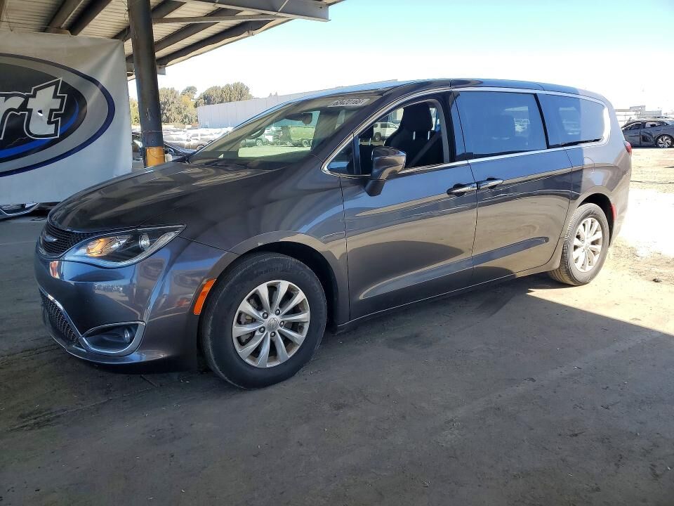 2018 CHRYSLER Pacifica