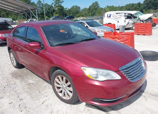 2013 CHRYSLER 200