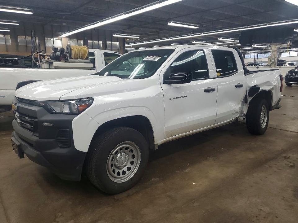 2024 CHEVROLET Colorado