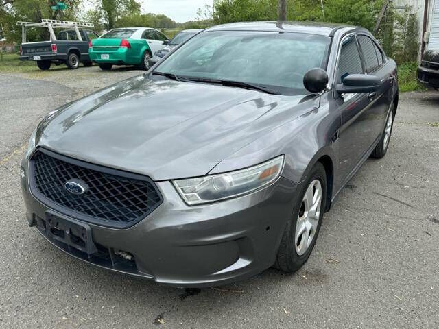 2013 FORD Taurus