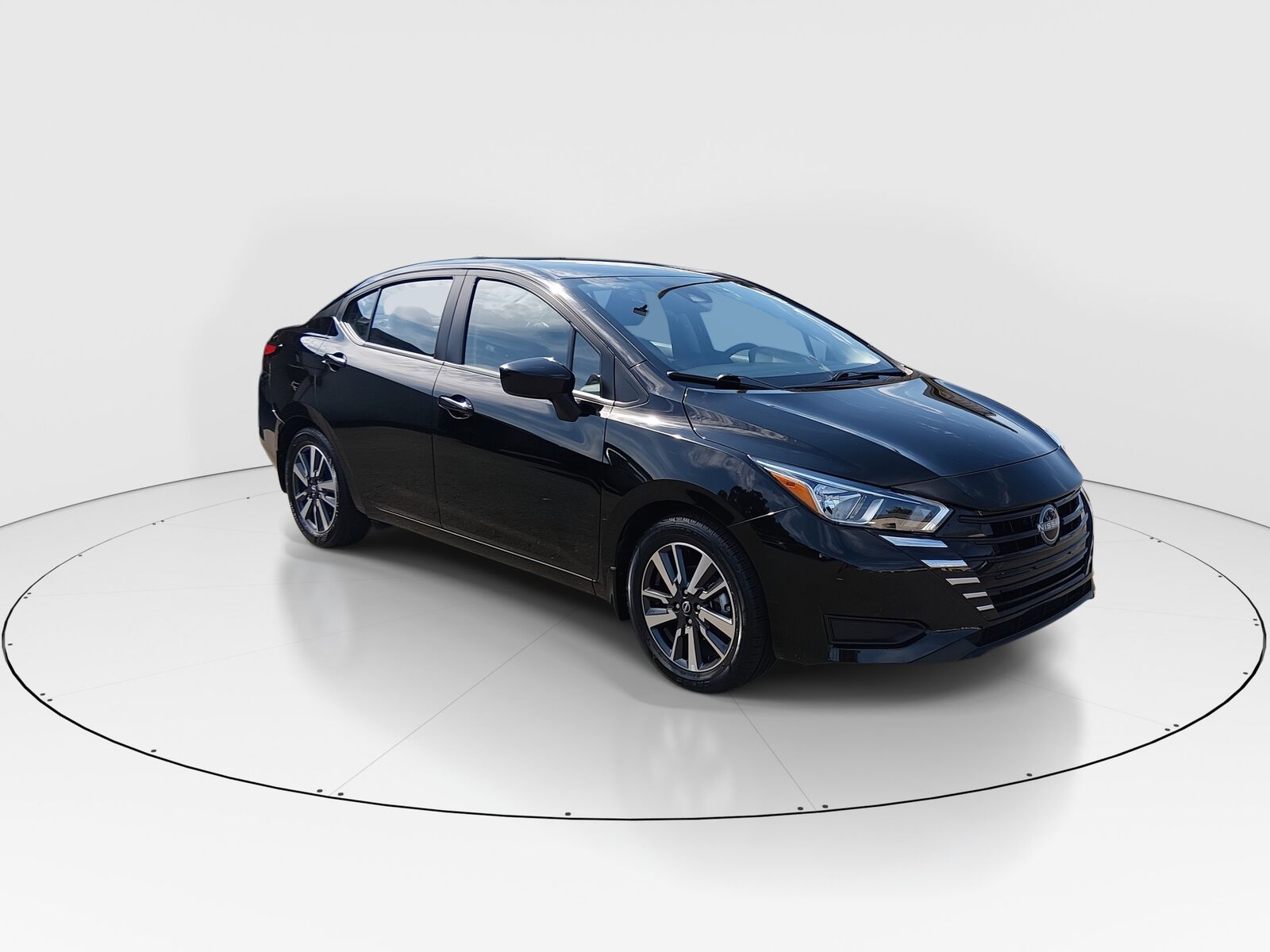 2024 NISSAN Versa