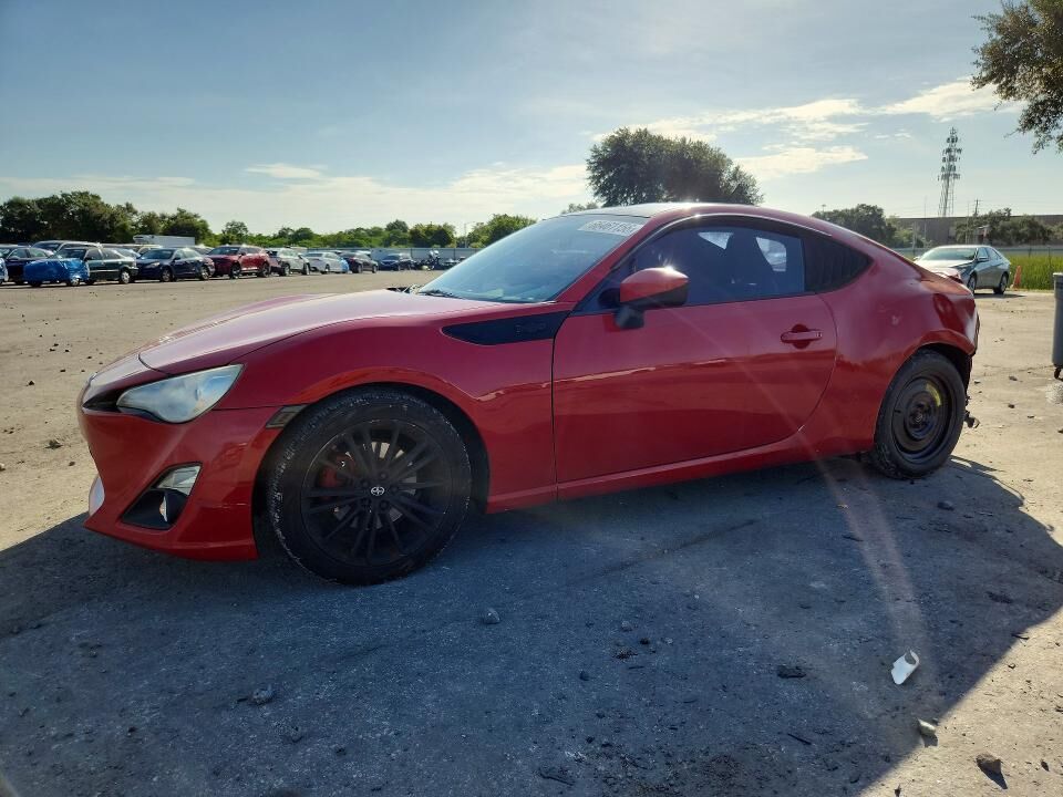2013 TOYOTA Scion