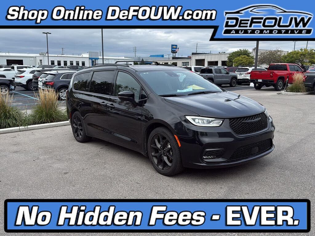 2025 CHRYSLER Pacifica