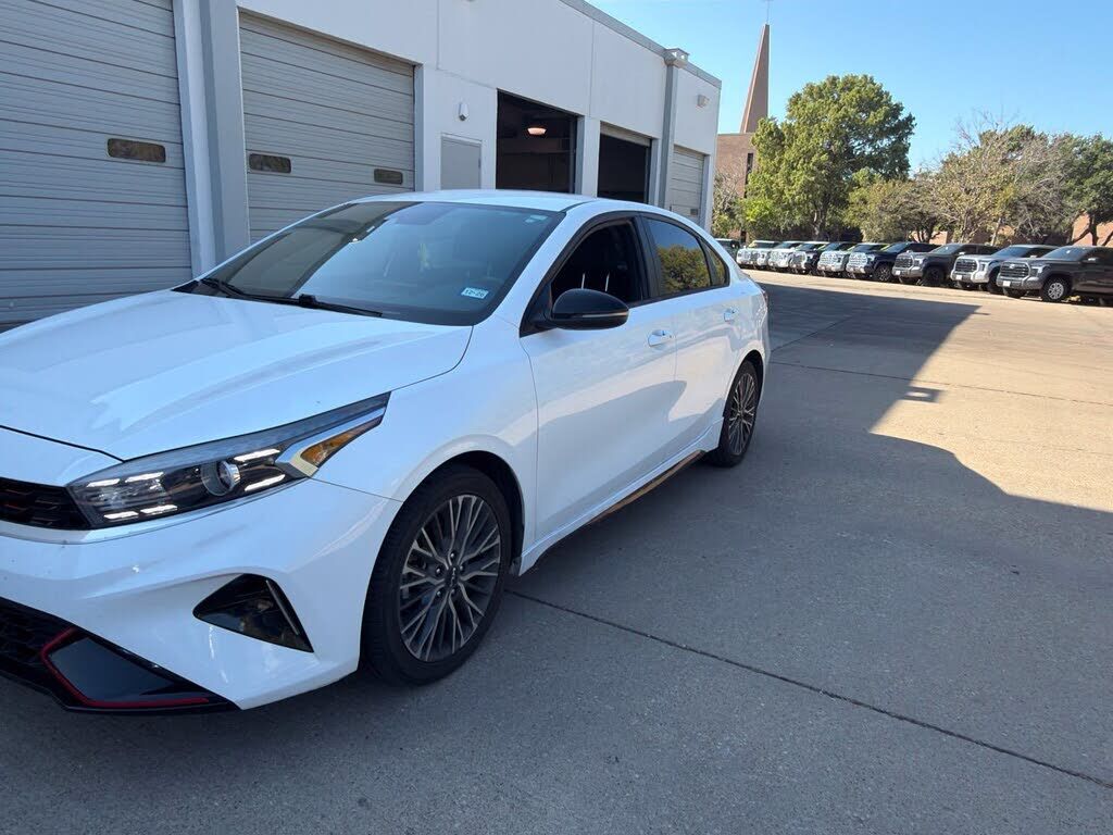 2023 KIA Forte