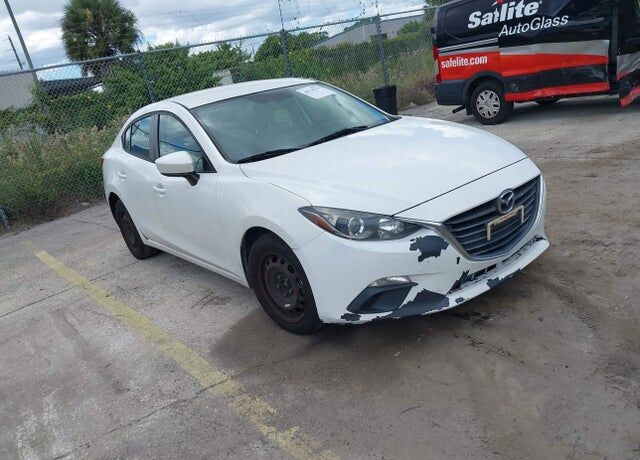 2015 MAZDA Mazda3